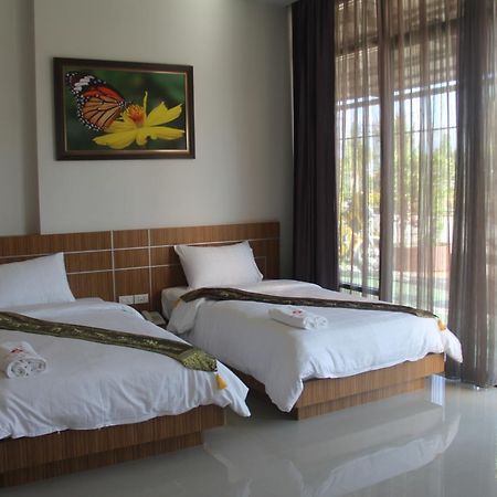 Tawan Anda Garden Hotel Surat Thani Bagian luar foto